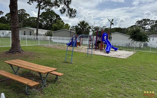89 N Greenway Dr, Port Orange FL 32127