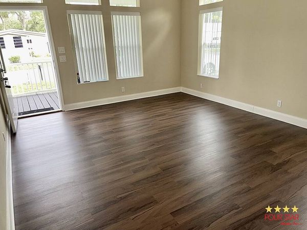 206 London Dr., Kissimmee FL 34746