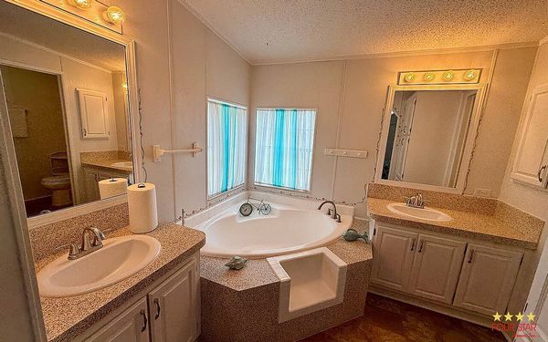 853 Regalwood, DeBary FL 32713
