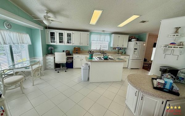 853 Regalwood, DeBary FL 32713