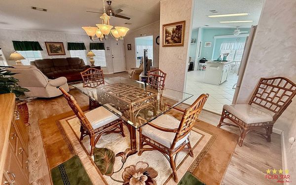 853 Regalwood, DeBary FL 32713