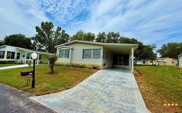 853 Regalwood, DeBary FL 32713