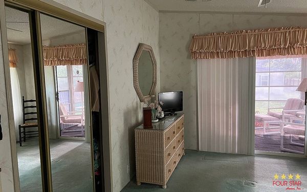 606 La Jardin, Edgewater FL 32141