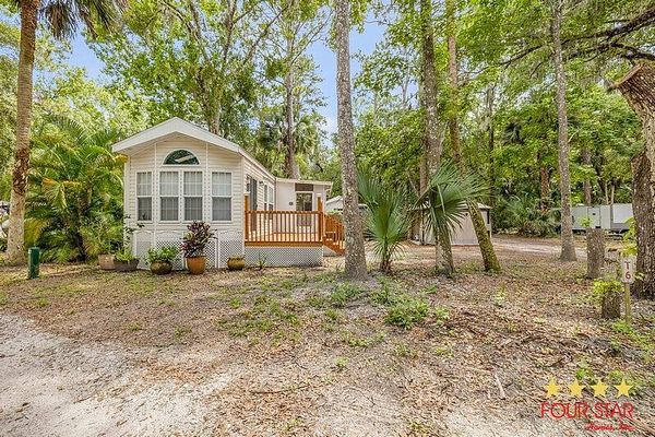 1050 Old Mission Rd, Lot T6, New Smyrna Beach FL 32168