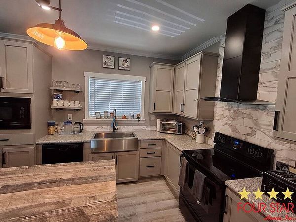 522 Hawthorne Dr, Lot D17, DeLand FL 32724
