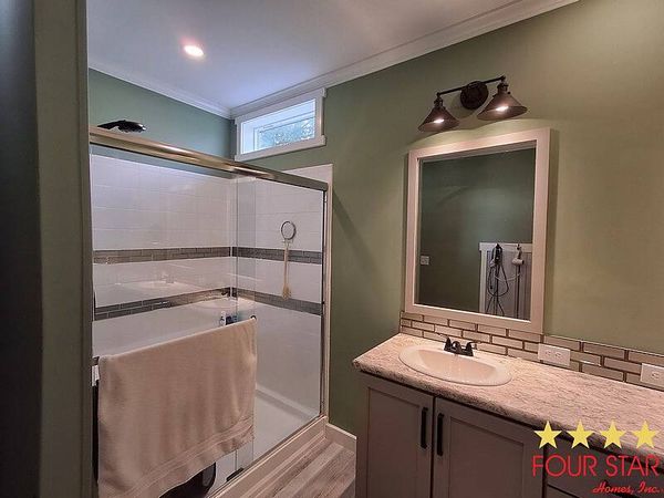 522 Hawthorne Dr, Lot D17, DeLand FL 32724