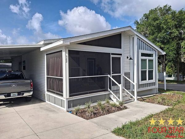 522 Hawthorne Dr, Lot D17, DeLand FL 32724