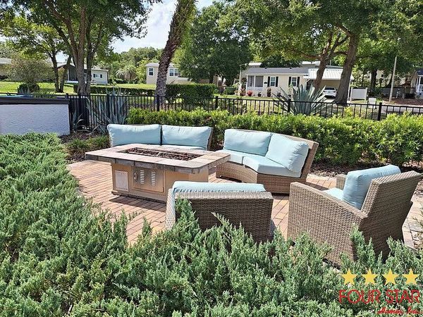 522 Hawthorne Dr, Lot D17, DeLand FL 32724