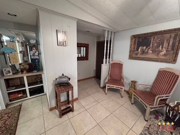 1077 Larkfield , DeLand FL 32724
