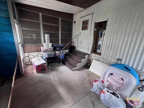 1077 Larkfield , DeLand FL 32724