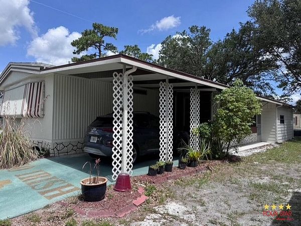 1077 Larkfield , DeLand FL 32724