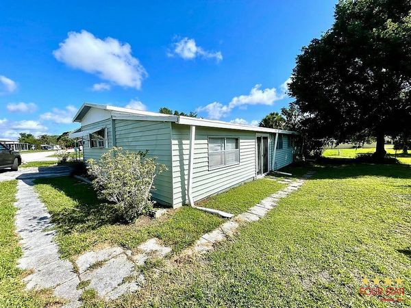 1561 Parkgate Dr, Kissimmee FL 34746
