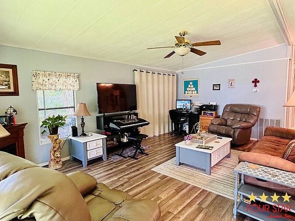 28944 Hubbard St, Lot 129, Leesburg FL 34748