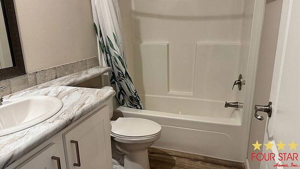 8775 20th St, Lot 553, Vero Beach FL 32966