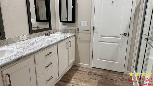 8775 20th St, Lot 553, Vero Beach FL 32966