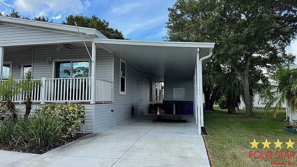 8775 20th St, Lot 553, Vero Beach FL 32966
