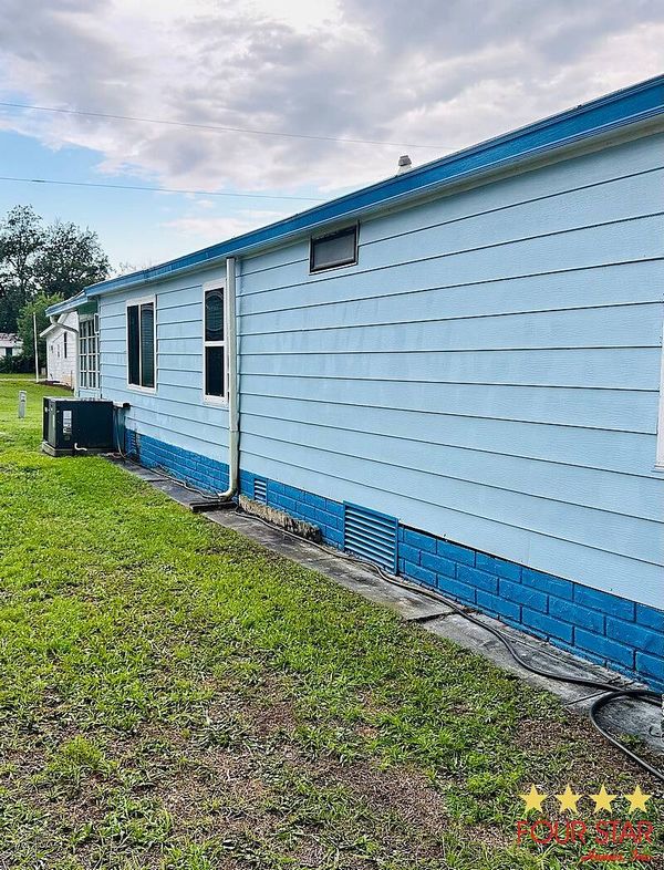1020 Qual Dr, DeLand FL 32724