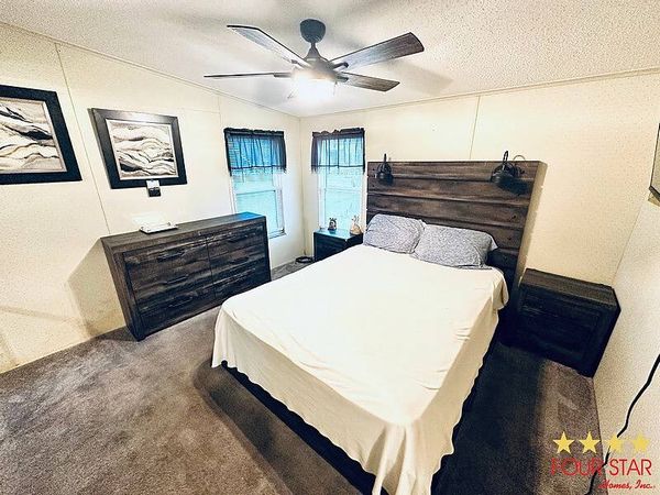 1020 Qual Dr, DeLand FL 32724