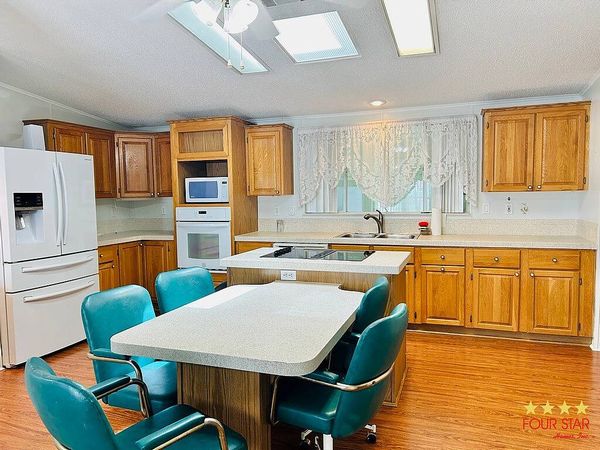 124 El Tigre, Edgewater FL 32141