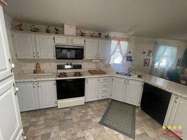 301 Plantation Landings Dr.	, Haines City FL 33844