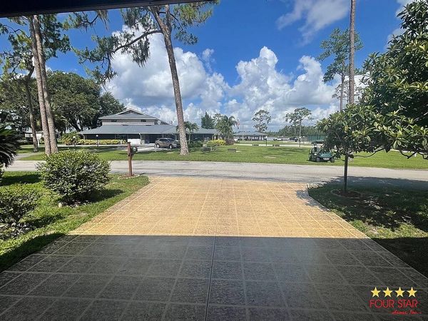 301 Plantation Landings Dr.	, Haines City FL 33844