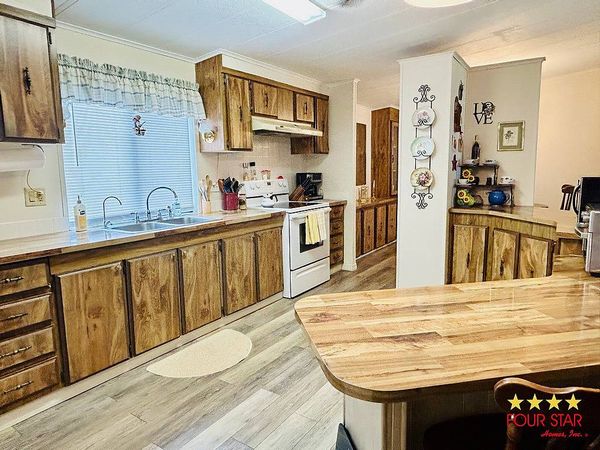 12 SAN REMO DR, Leesburg FL 34748