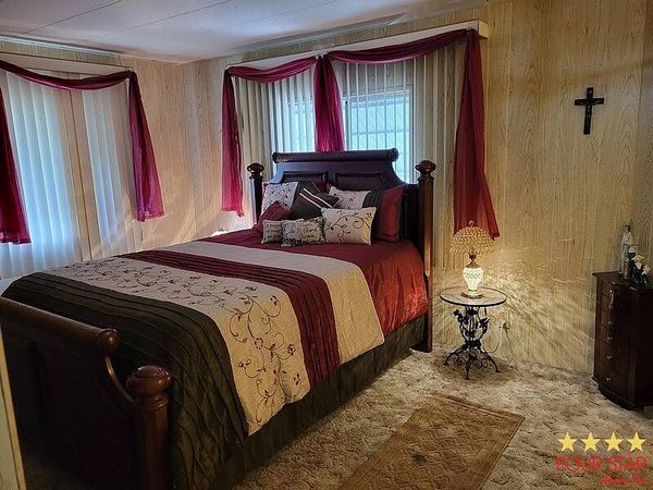 146 Colburn Dr, DeBary FL 32713