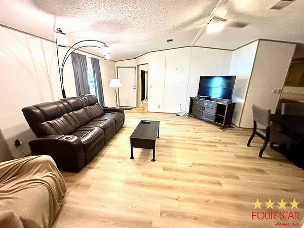 3077 Whisper Blvd, DeLand FL 32174