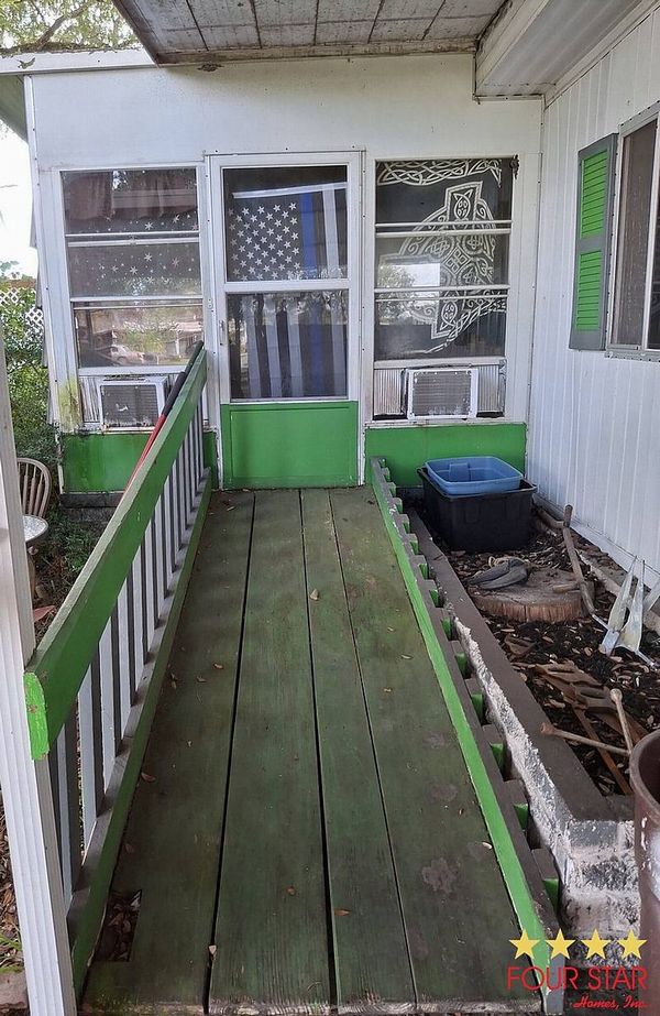 5644 Newman Dr, Port Orange FL 32127