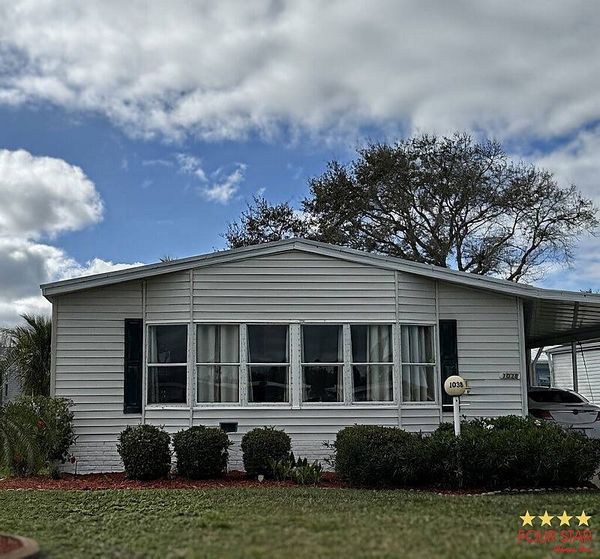 1038 W Lakeview Dr, Sebastian FL 32958