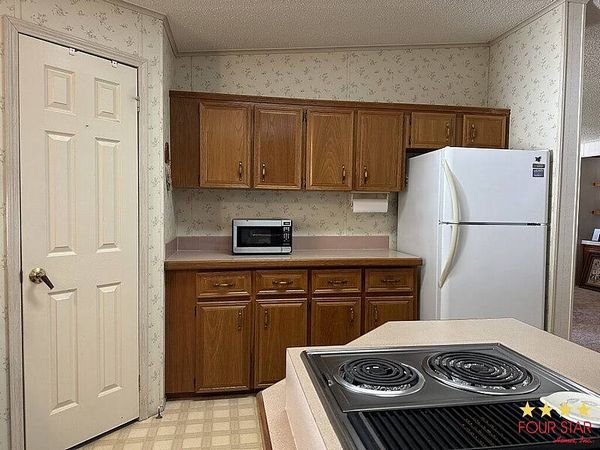 1038 W Lakeview Dr, Sebastian FL 32958