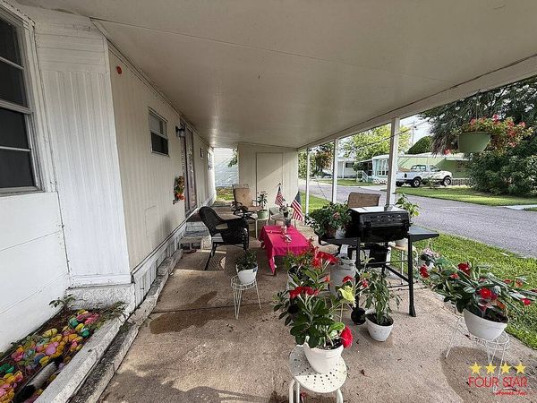 13 Harbor Cove Ct, Daytona Beach FL 32119