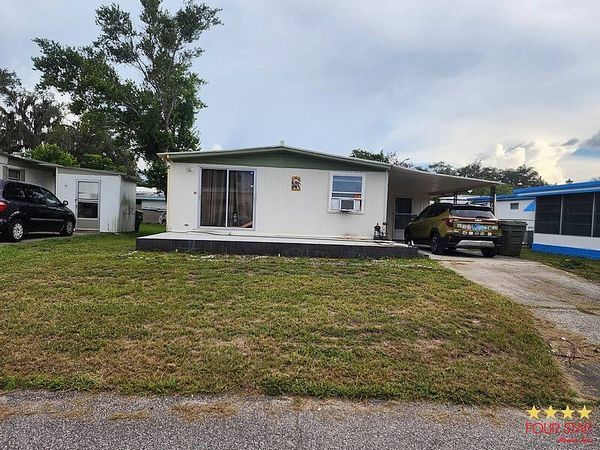 2515 Leisure Lane, Leesburg FL 34748