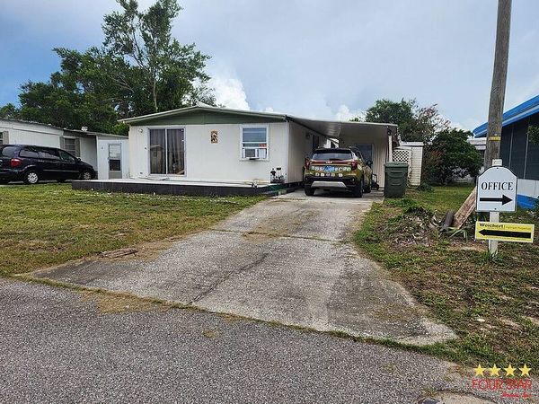 2515 Leisure Lane, Leesburg FL 34748