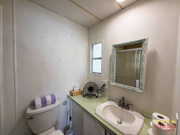 10 Las Palmas Dr, Edgewater FL 32132