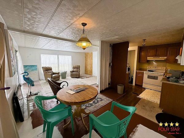 10 Las Palmas Dr, Edgewater FL 32132