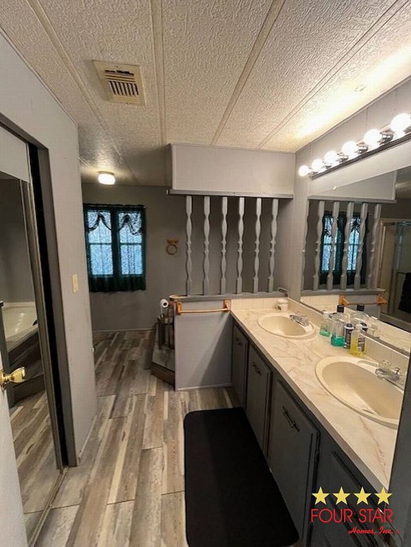 14651 Firestone St, Orlando FL 32826
