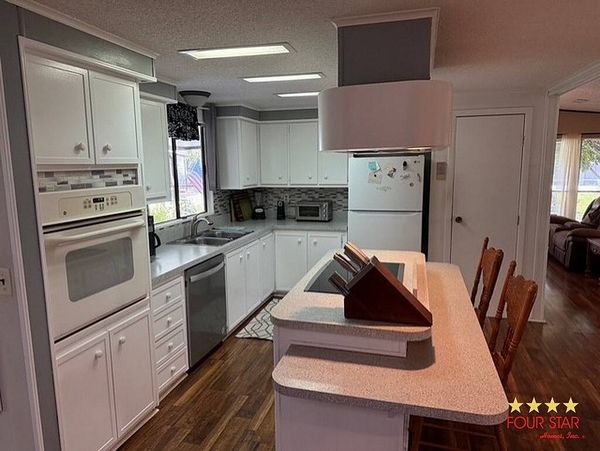 11 Ribbon Falls Dr, Ormond Beach FL 32174