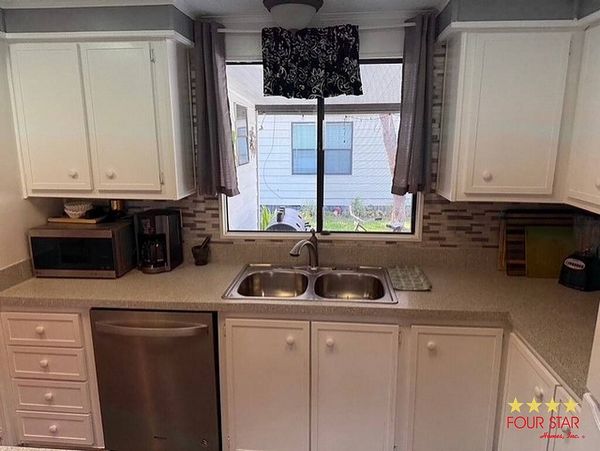 11 Ribbon Falls Dr, Ormond Beach FL 32174