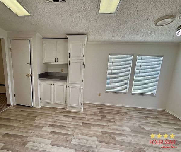 807 Water Ridge Dr. , DeBary FL 32713