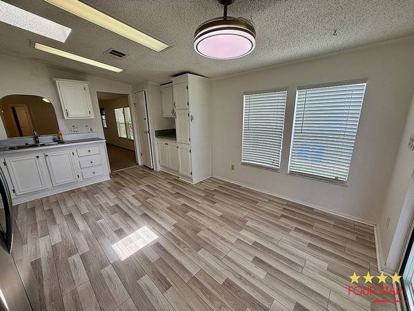 807 Water Ridge Dr. , DeBary FL 32713