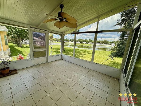 807 Water Ridge Dr. , DeBary FL 32713