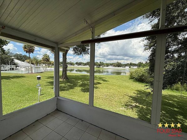807 Water Ridge Dr. , DeBary FL 32713