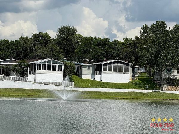 807 Water Ridge Dr. , DeBary FL 32713