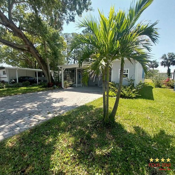 15 Royal Palm Cir, Port Orange FL 32127