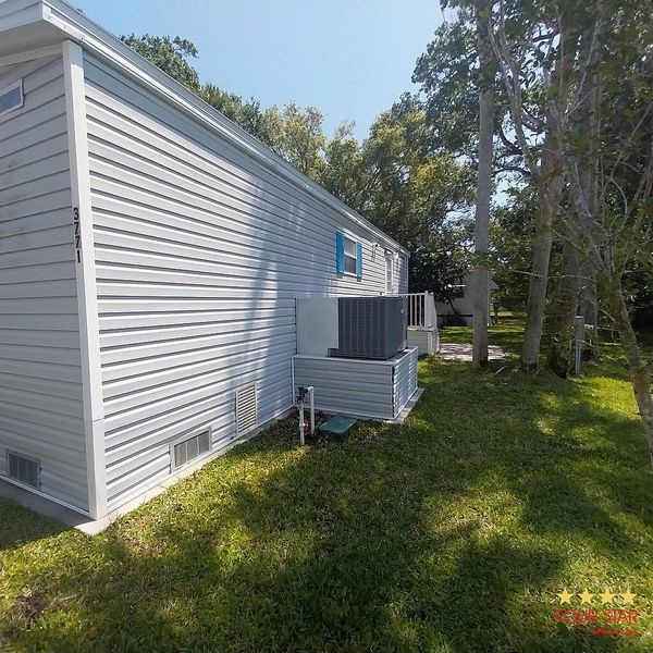 15 Royal Palm Cir, Port Orange FL 32127