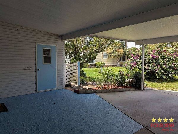 132 S Lake Dr, Leesburg FL 34788