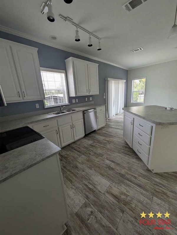 1561 Garrison Dr, Lot 218, Lakeland FL 33810