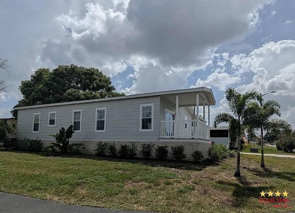 1561 Garrison Dr, Lot 218, Lakeland FL 33810