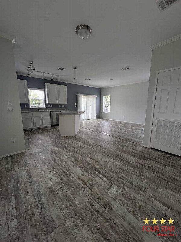 1561 Garrison Dr, Lot 218, Lakeland FL 33810